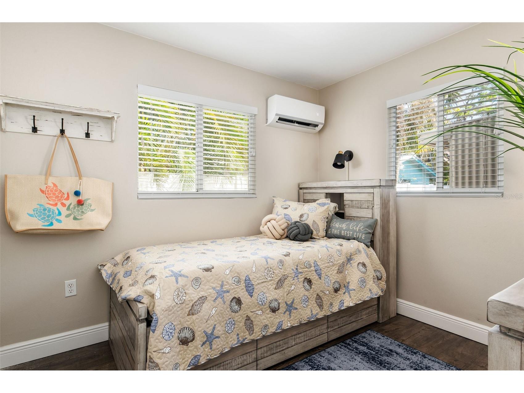 1704 Wisconsin Lane Sarasota FL 34239 A4683524 image19