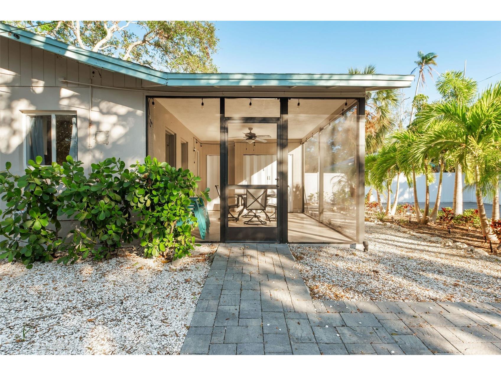 1704 Wisconsin Lane Sarasota FL 34239 A4683524 image28