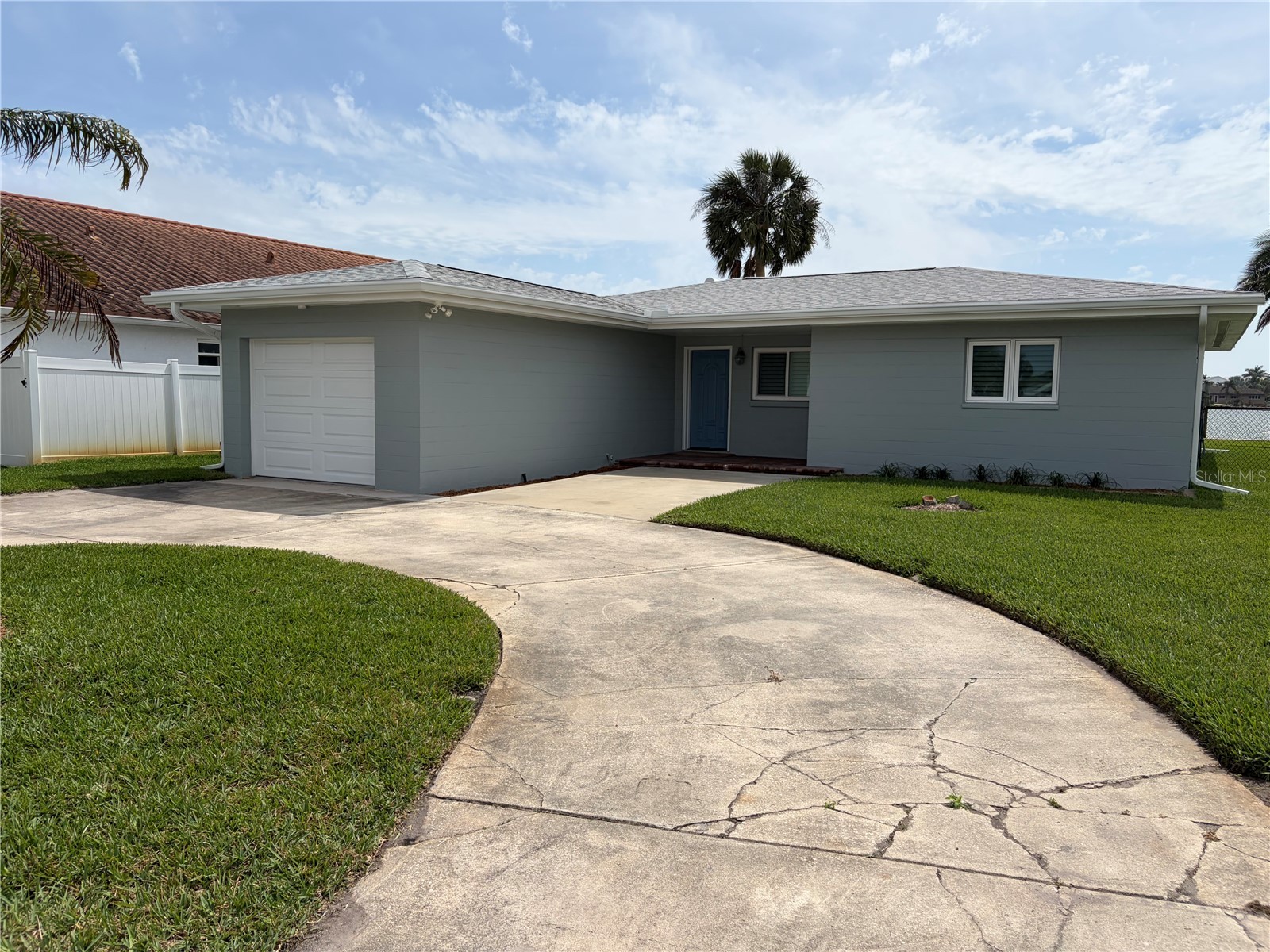 17045 Dolphin Drive North Redington Beach FL 33708 - INTRACOASTAL WATERWAY TB8484732 image1