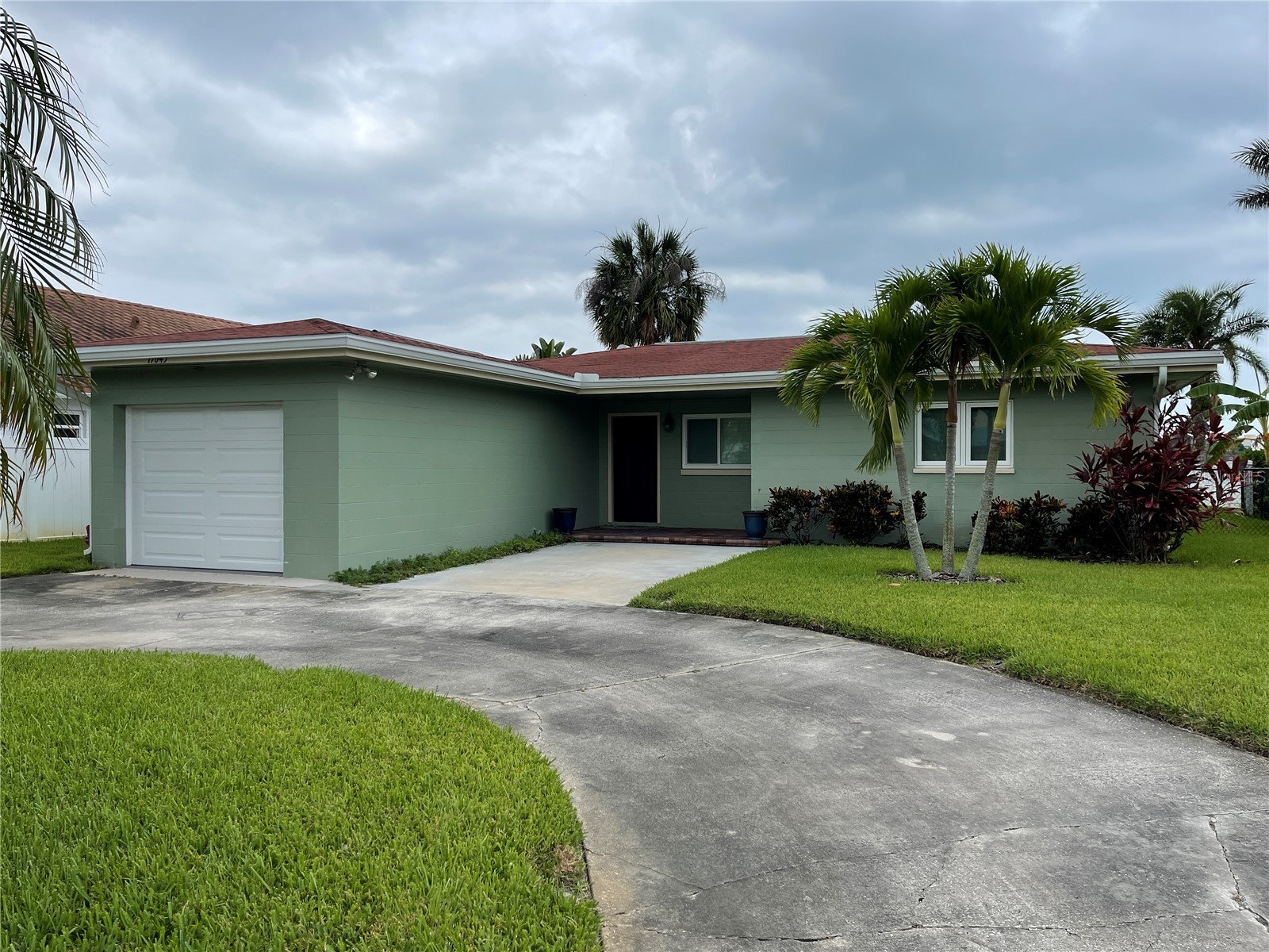 17045 Dolphin Drive North Redington Beach FL 33708 - INTRACOASTAL WATERWAY TB8484732 image45