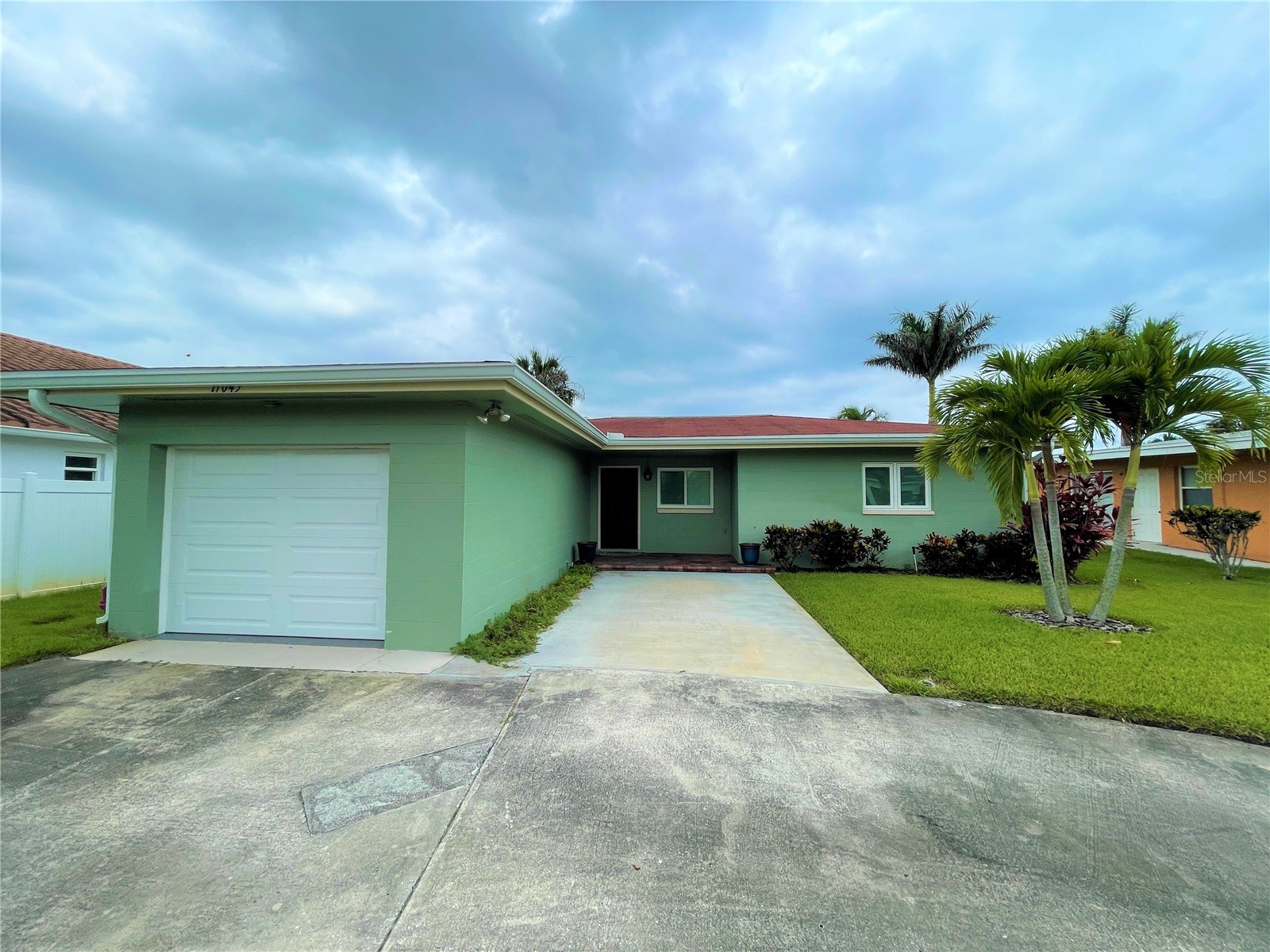 17045 Dolphin Drive North Redington Beach FL 33708 - INTRACOASTAL WATERWAY TB8484732 image46
