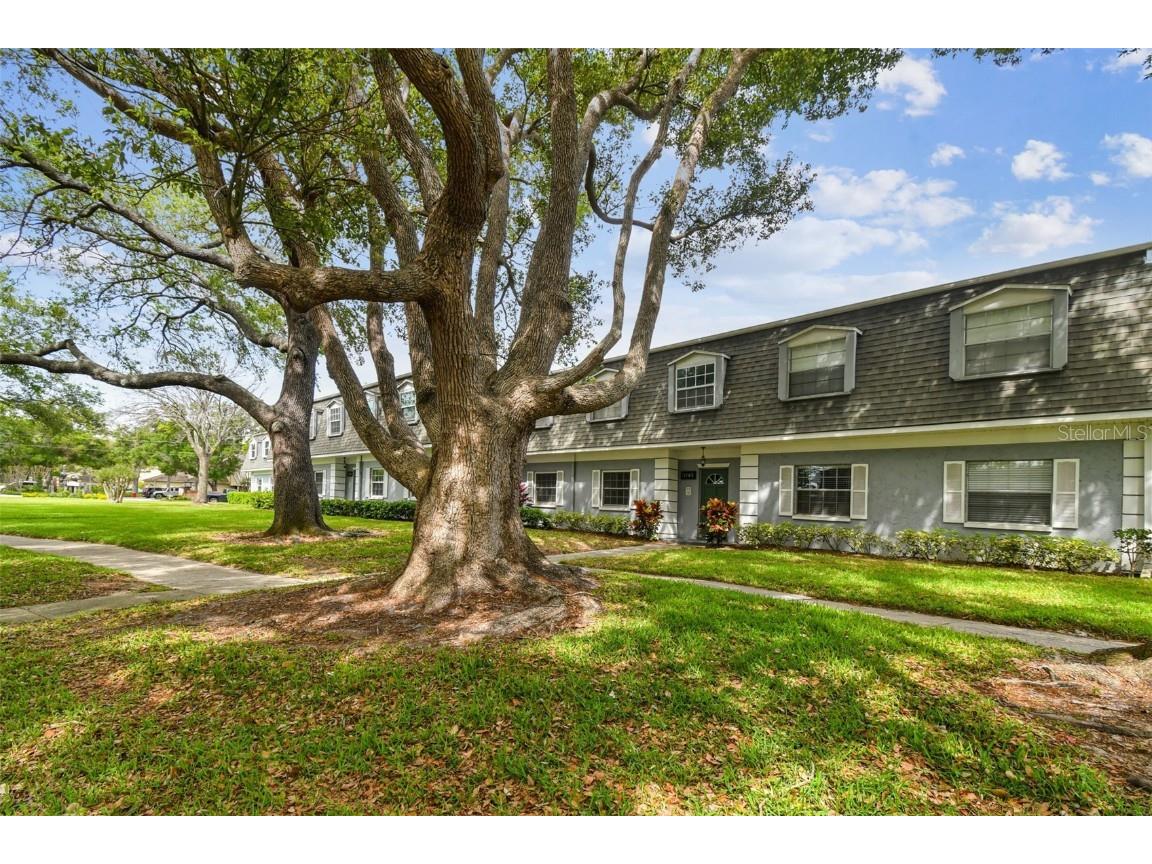 1705 Belleair Forest Drive #A Belleair FL 33756 U8236230 image1