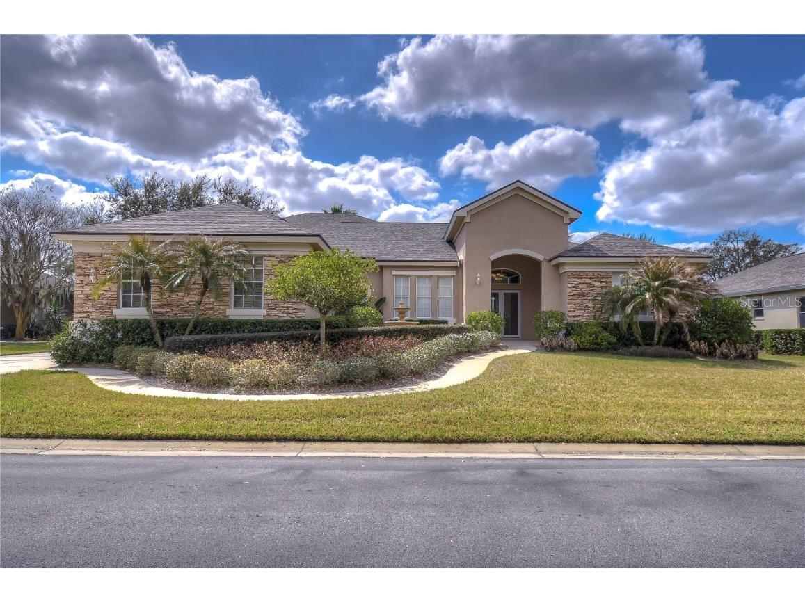 1705 Charleston Woods Court Plant City FL 33566 T3356575 image1