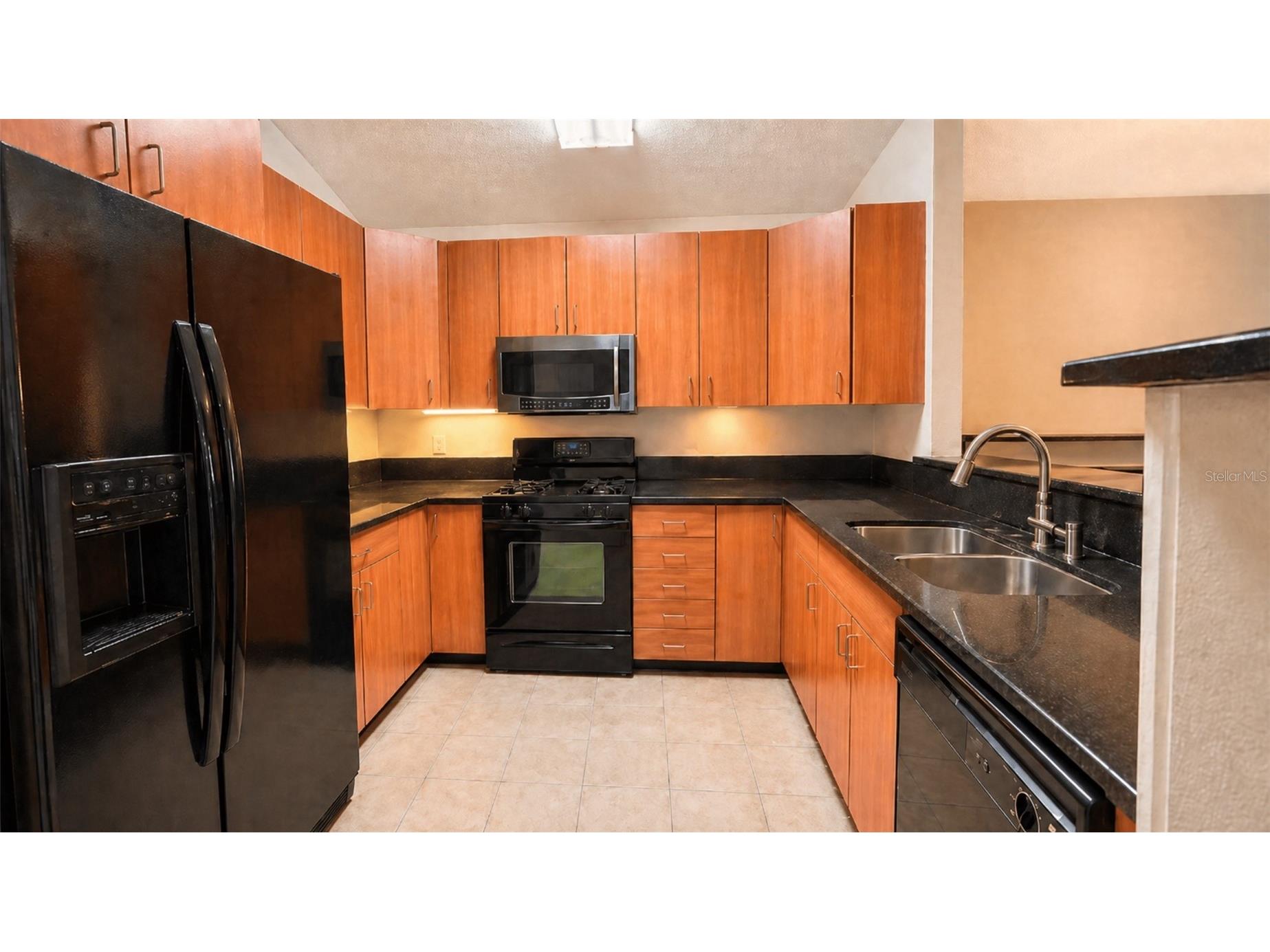 1705 Circe Lake Court Orlando FL 32826 O6403836 image3