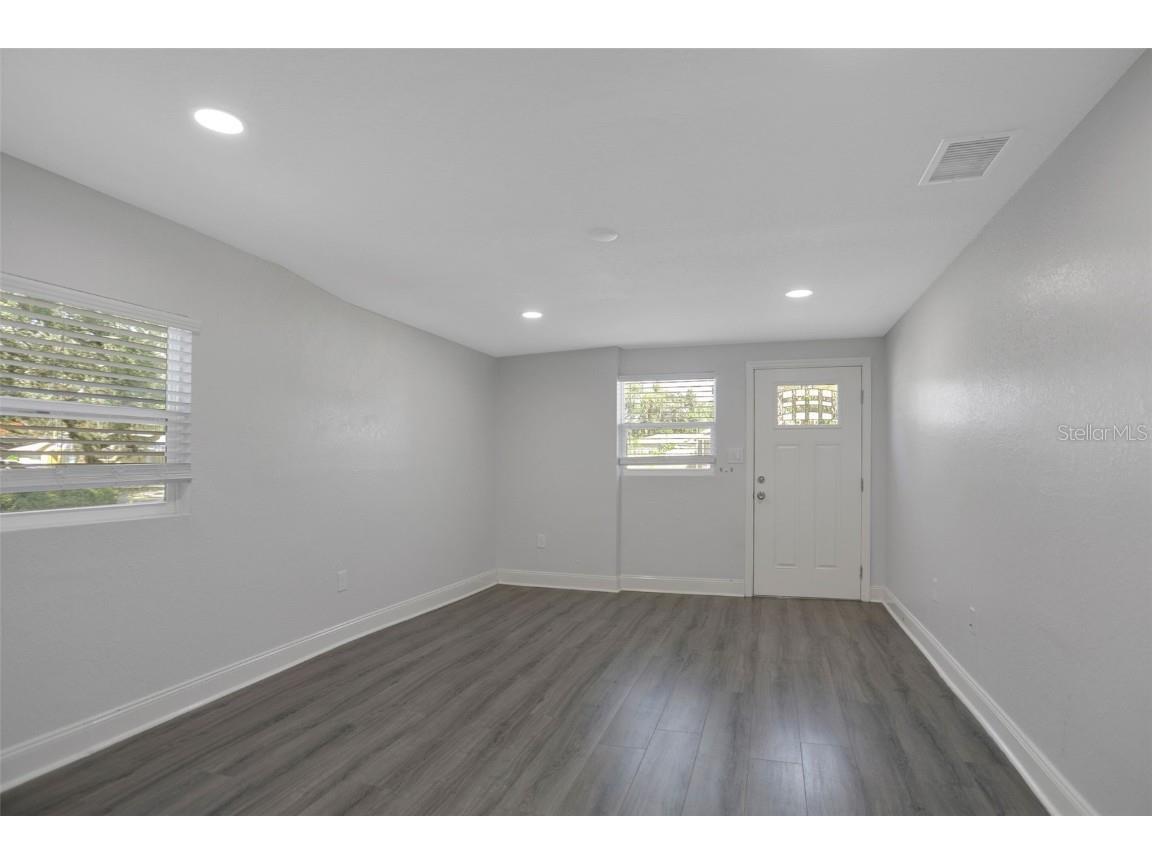 1705 E Chelsea Street Tampa FL 33610 TB8440996 image11