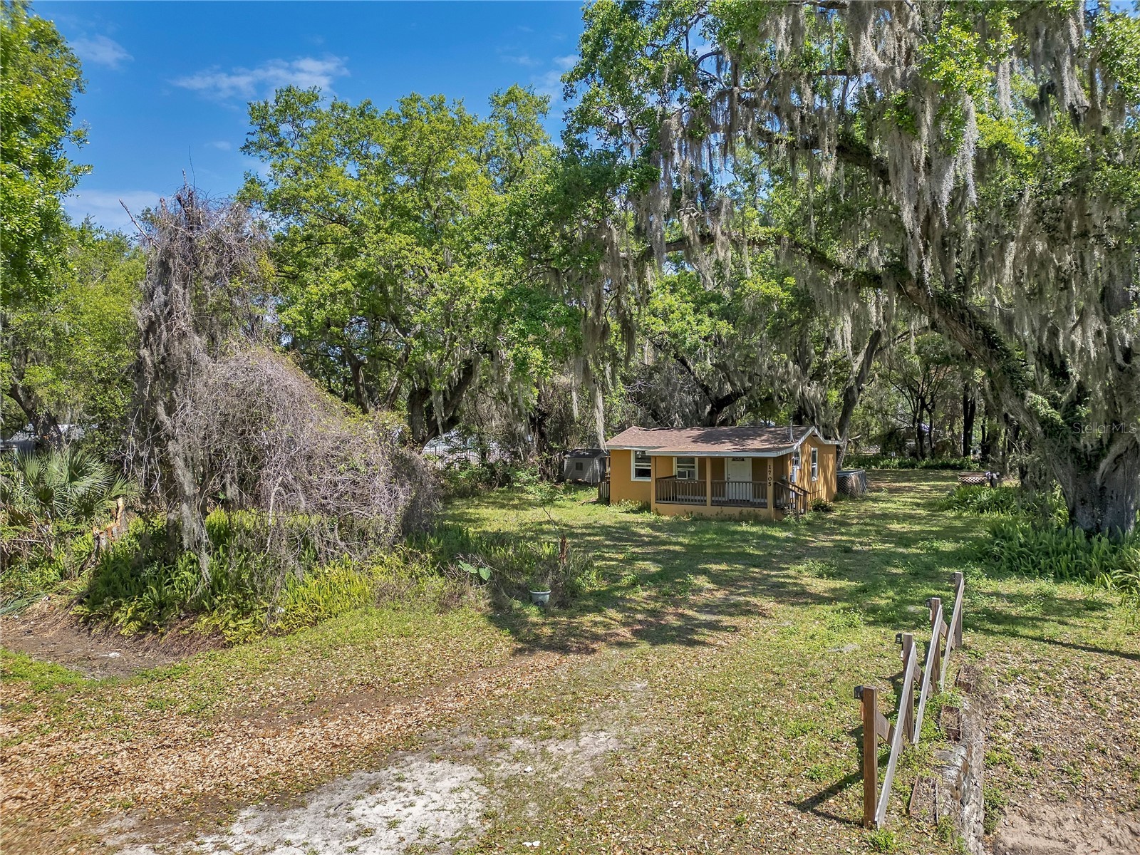 1705 Evergreen Street Kissimmee FL 34746 O6391892 image2