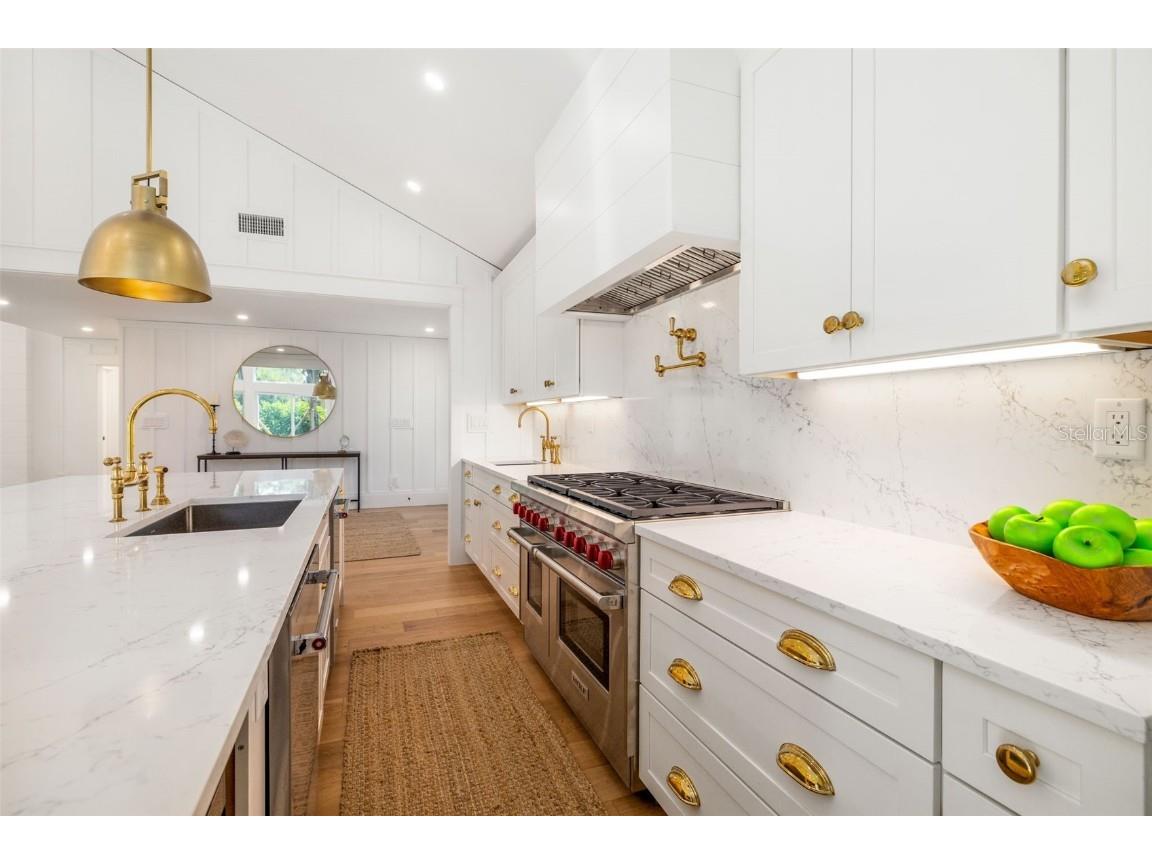 1705 Field Road Sarasota FL 34231 A4671008 image17