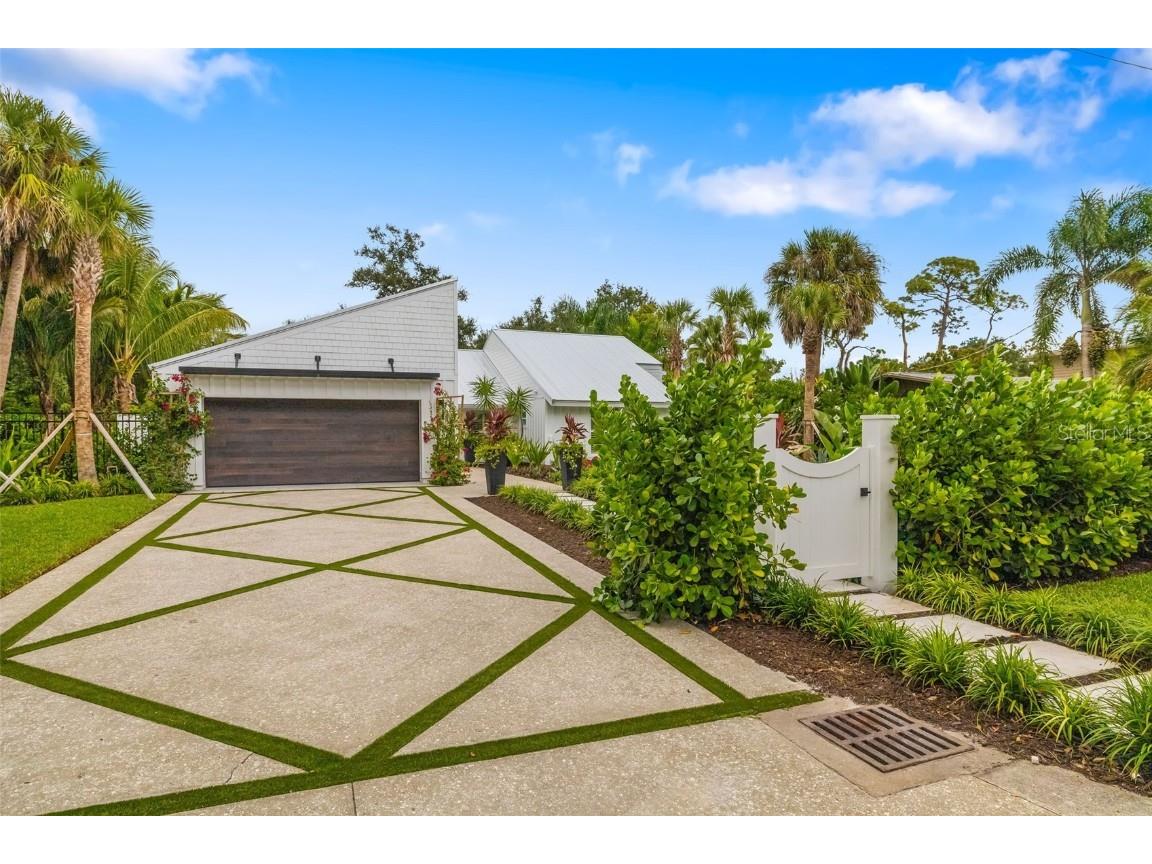 1705 Field Road Sarasota FL 34231 A4671008 image2