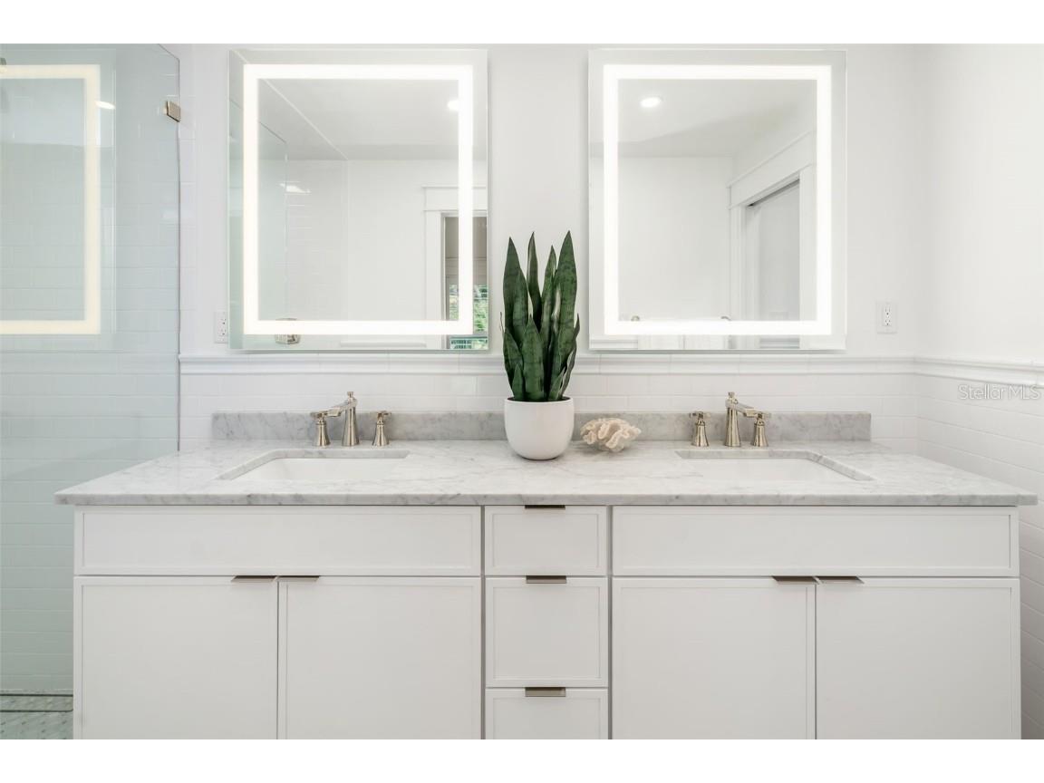 1705 Field Road Sarasota FL 34231 A4671008 image29