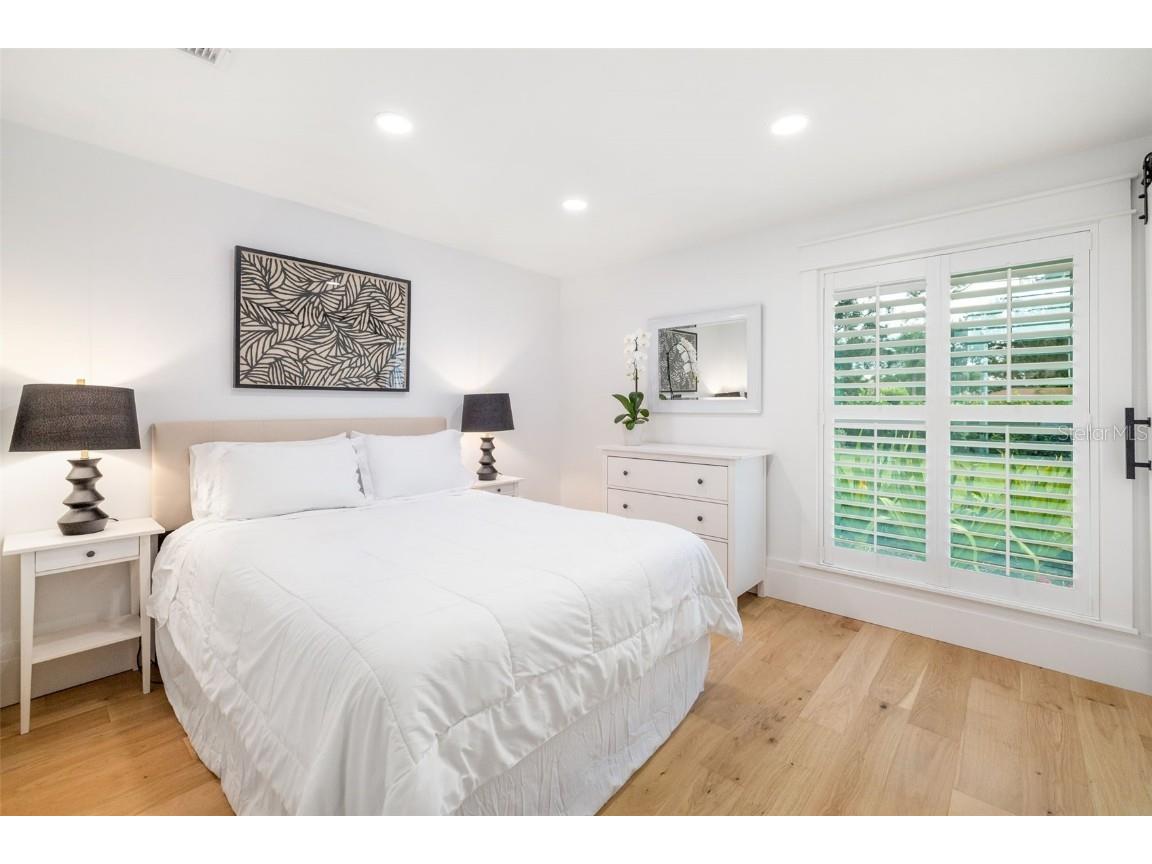 1705 Field Road Sarasota FL 34231 A4671008 image39