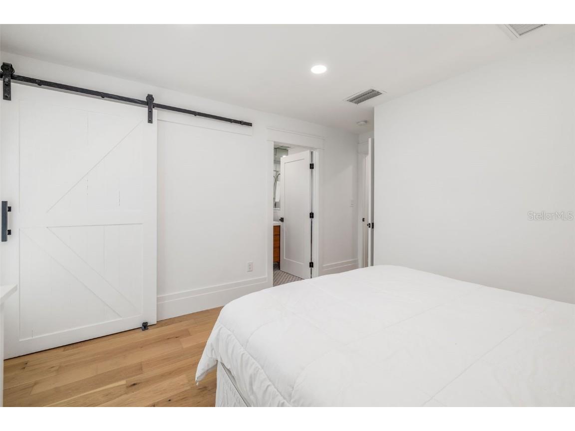 1705 Field Road Sarasota FL 34231 A4671008 image40