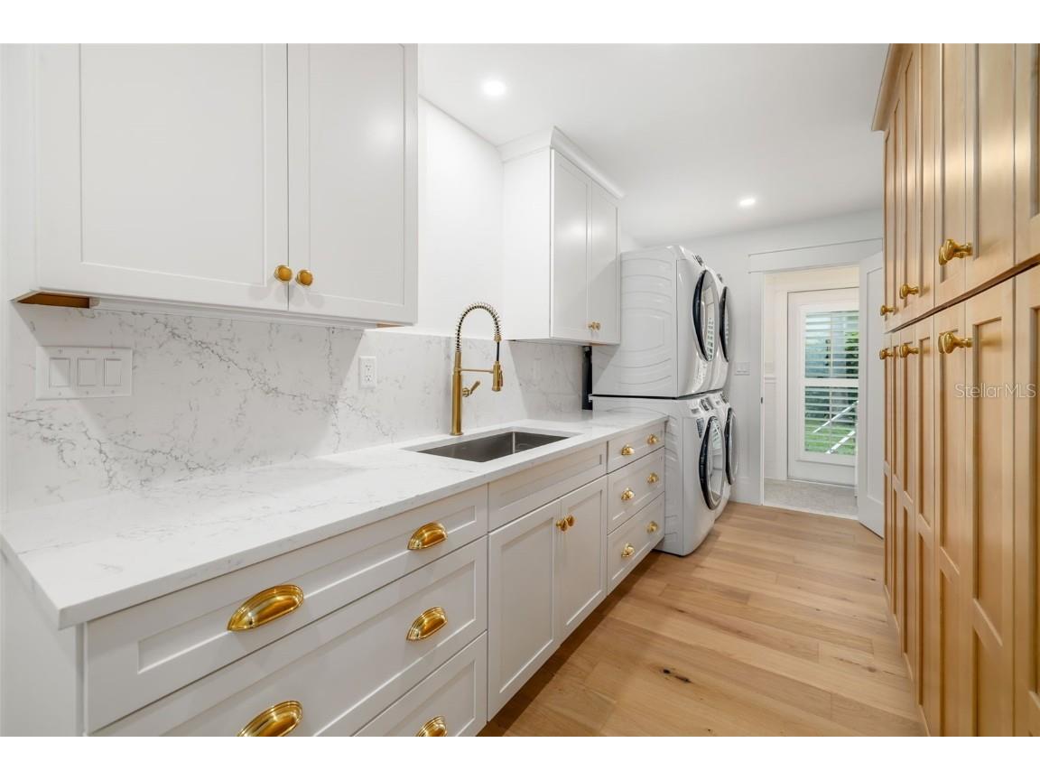 1705 Field Road Sarasota FL 34231 A4671008 image41