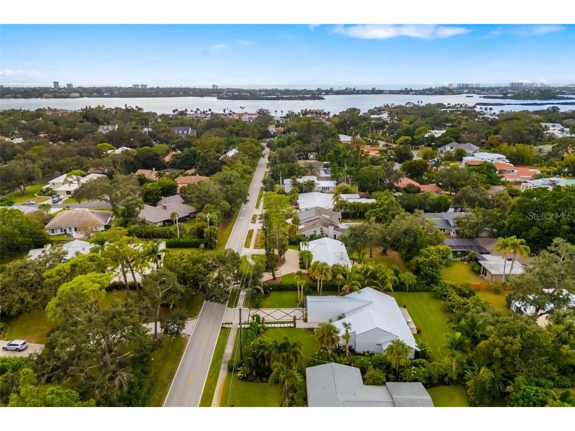 1705 Field Road Sarasota FL 34231 A4671008 image55