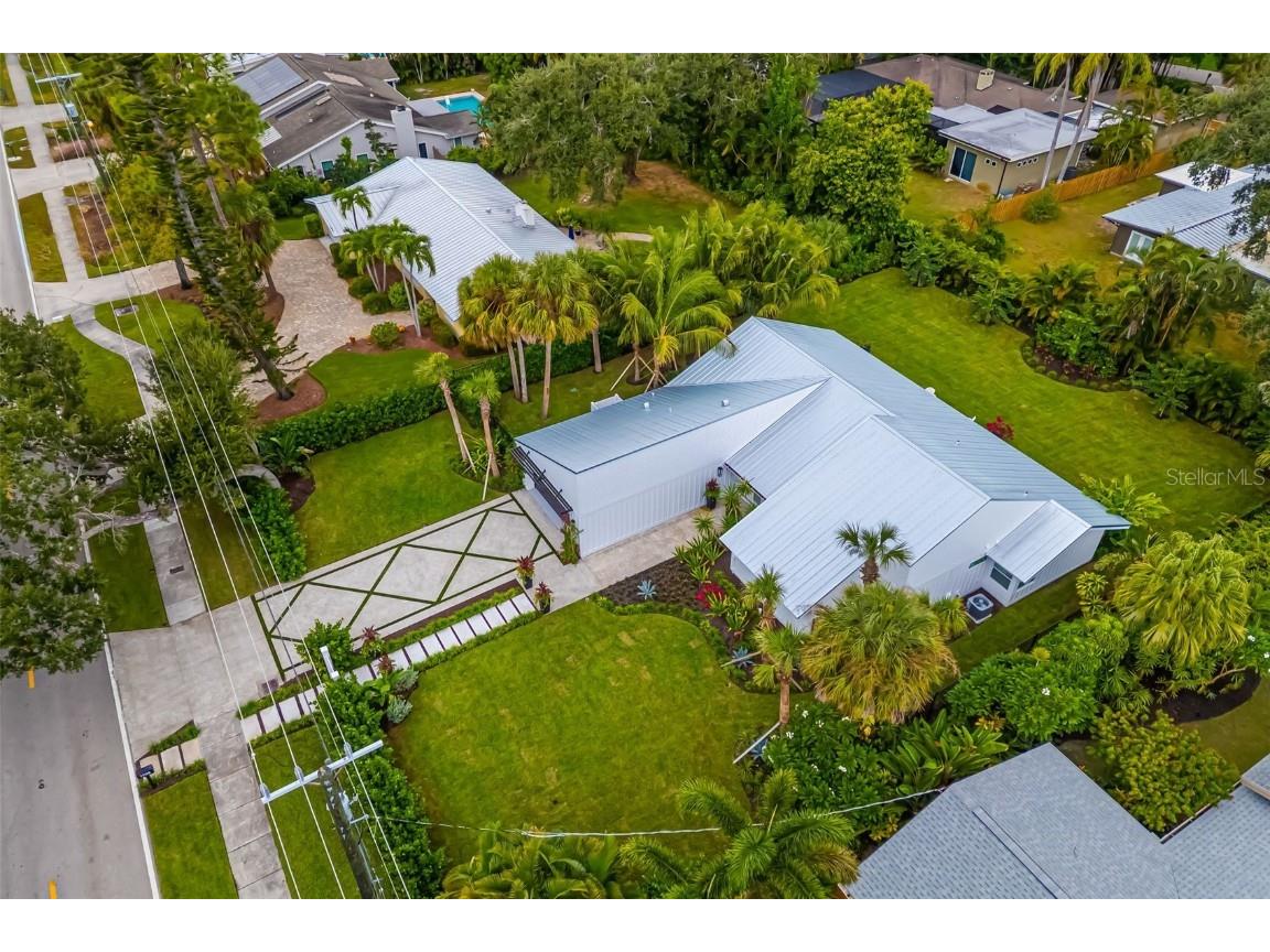 1705 Field Road Sarasota FL 34231 A4671008 image64