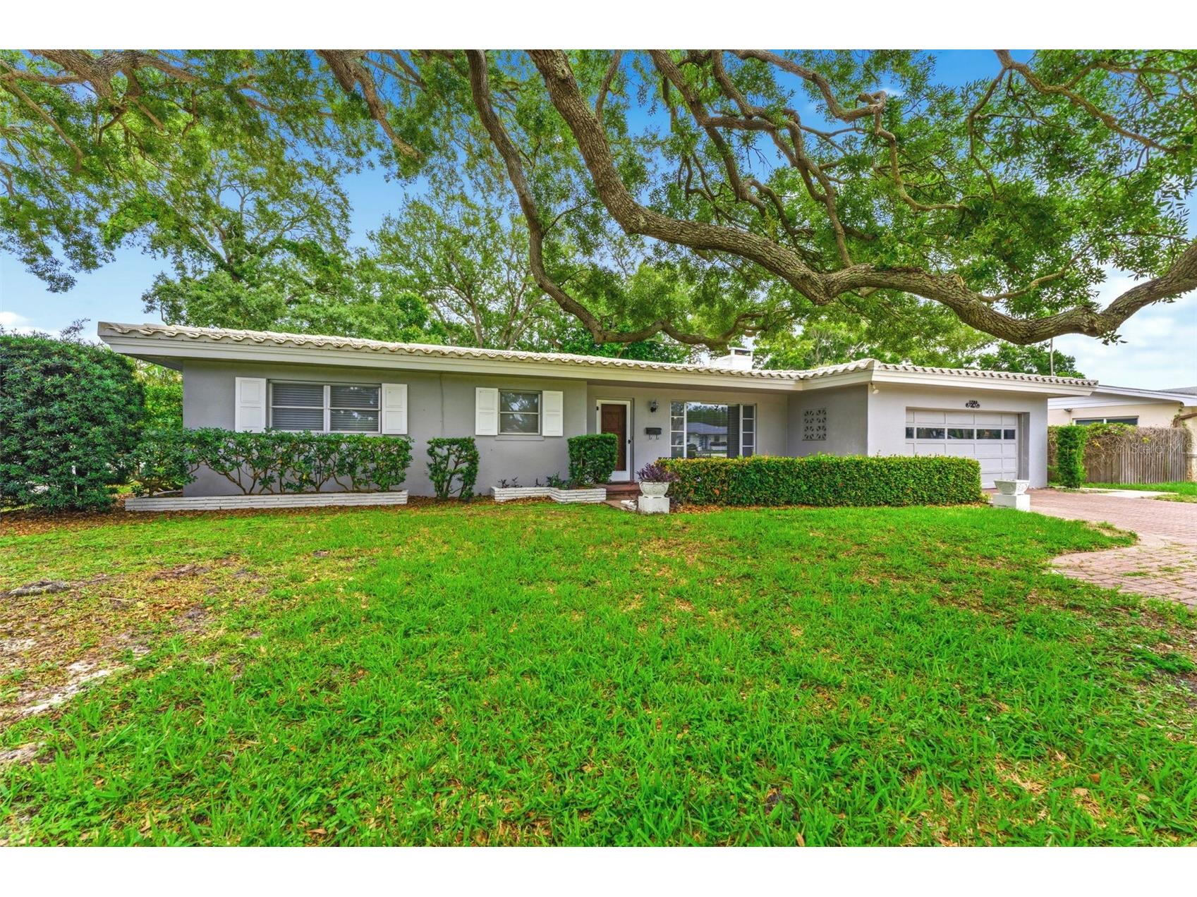 1705 Indian Rocks Road Belleair FL 33756 TB8515621 image1