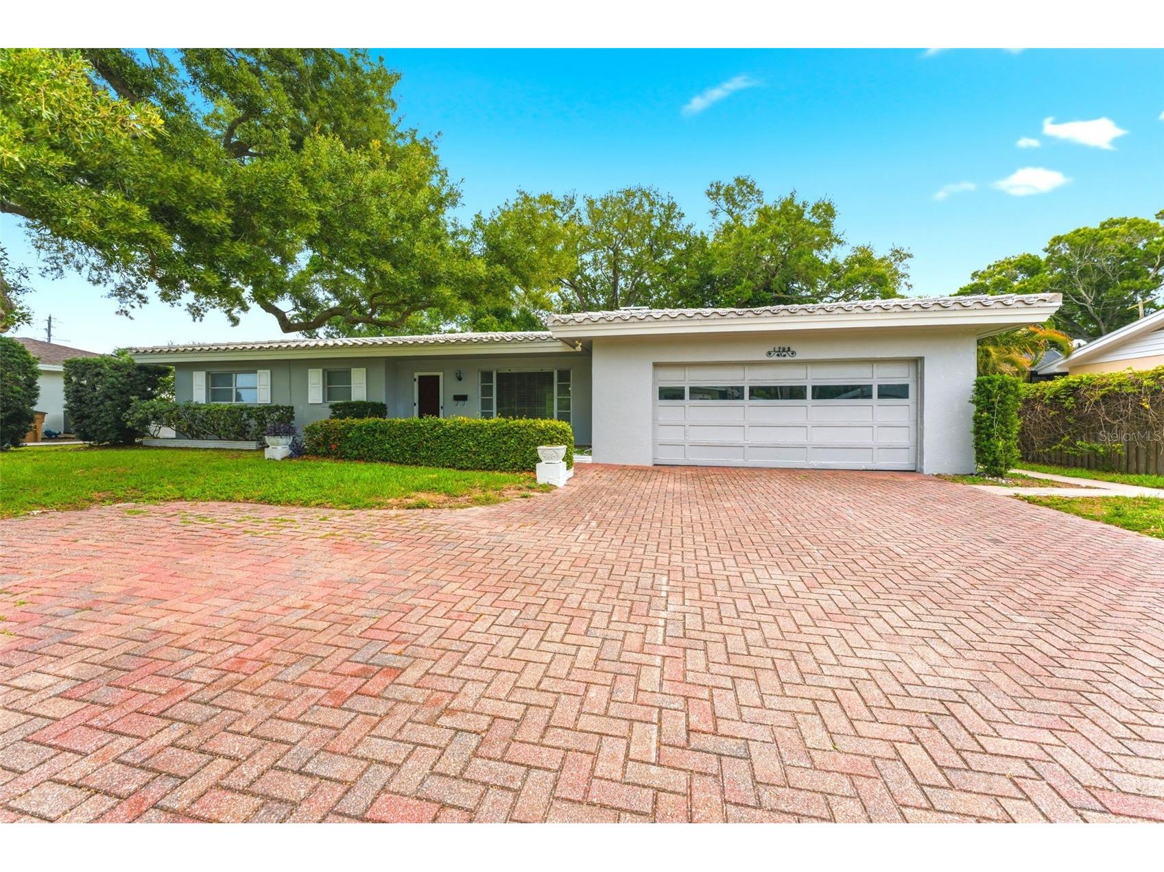 1705 Indian Rocks Road Belleair FL 33756 TB8515621 image2