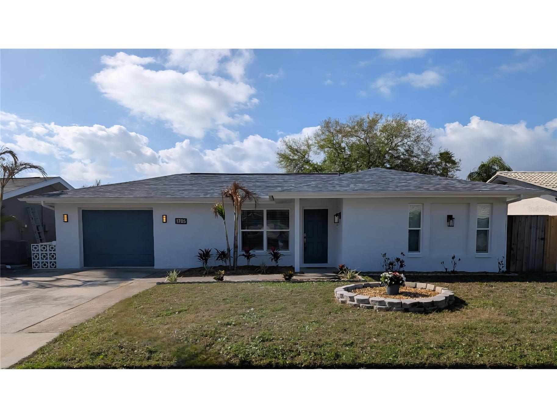 1705 Ironwood Court E Oldsmar FL 34677 TB8486052 image1