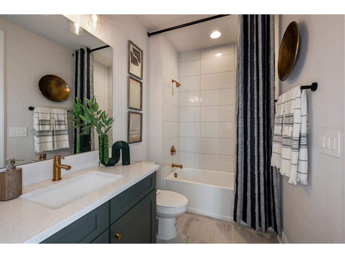 1705 Lugano Circle North Venice FL 34275 R4910406 image10