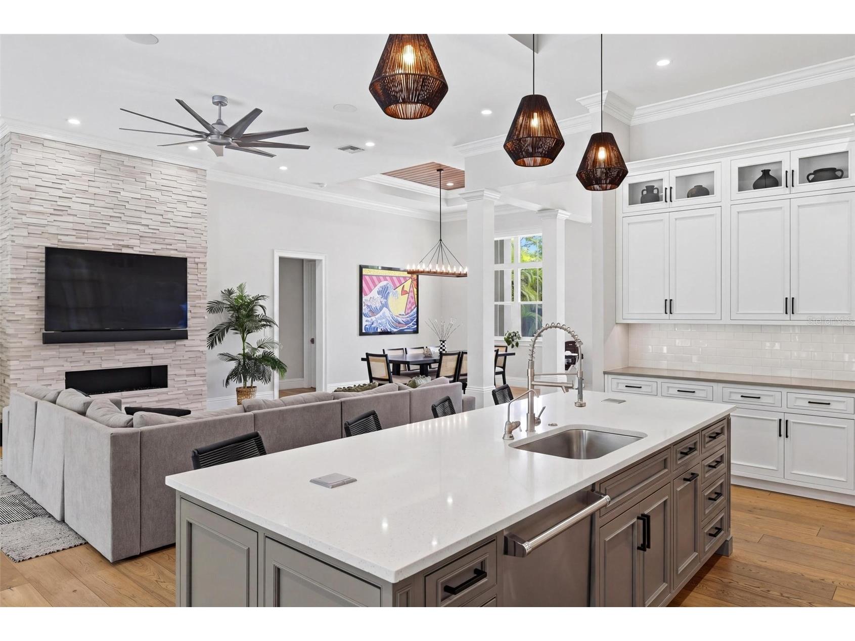 1705 Wisconsin Lane Sarasota FL 34239 A4689693 image19