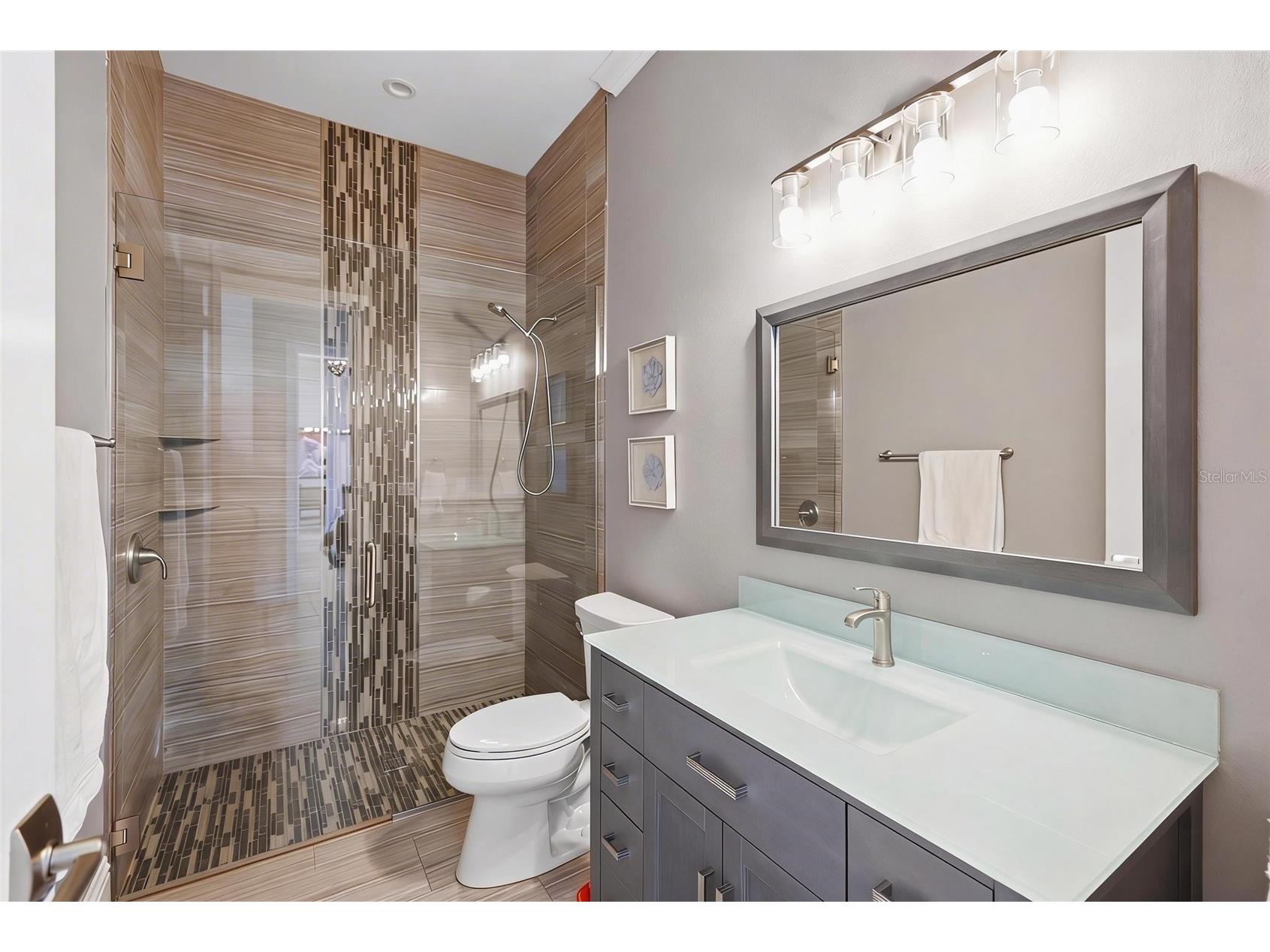 1705 Wisconsin Lane Sarasota FL 34239 A4689693 image33