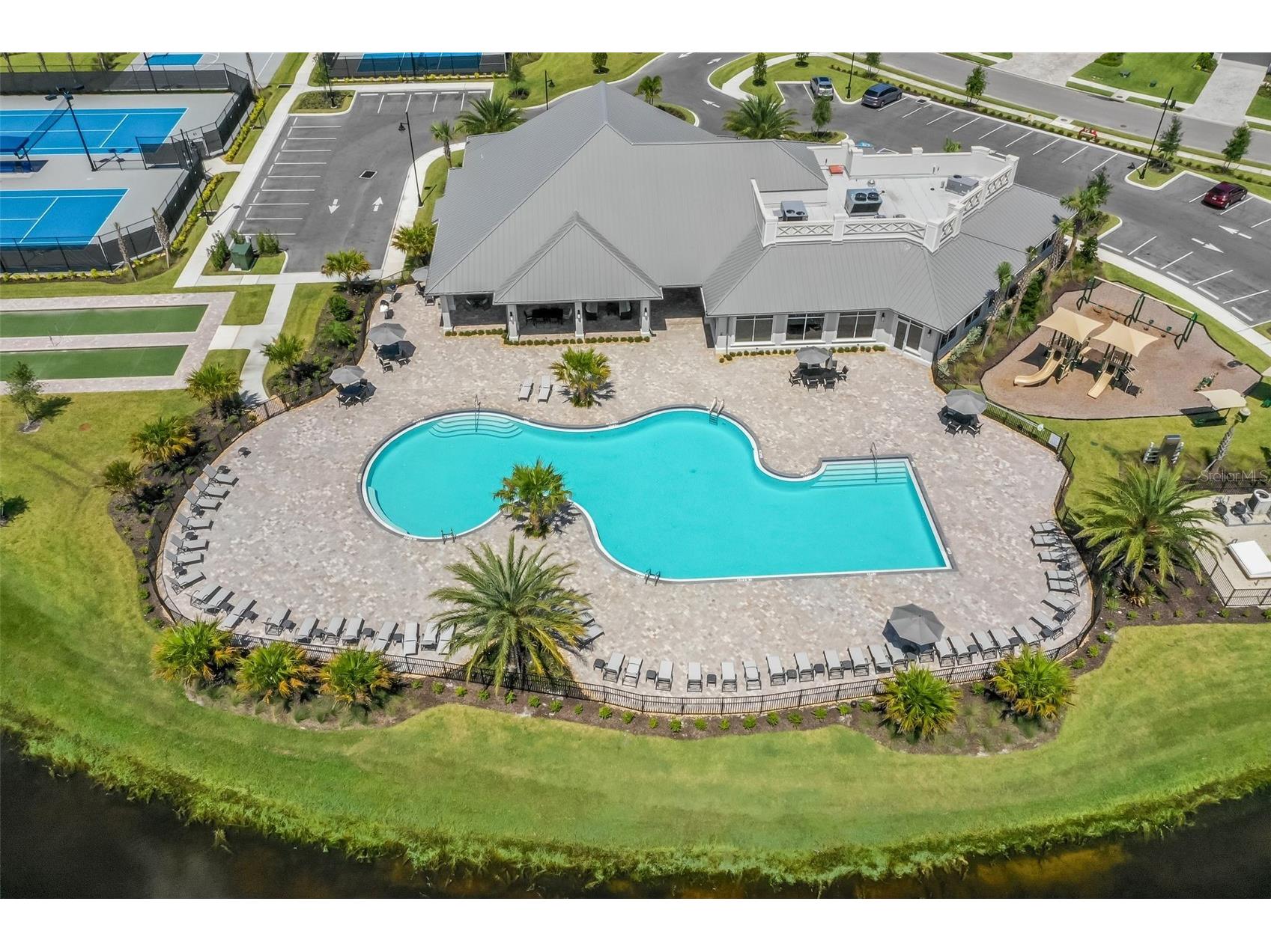 17053 Polo Trail Lakewood Ranch FL 34211 A4689789 image89