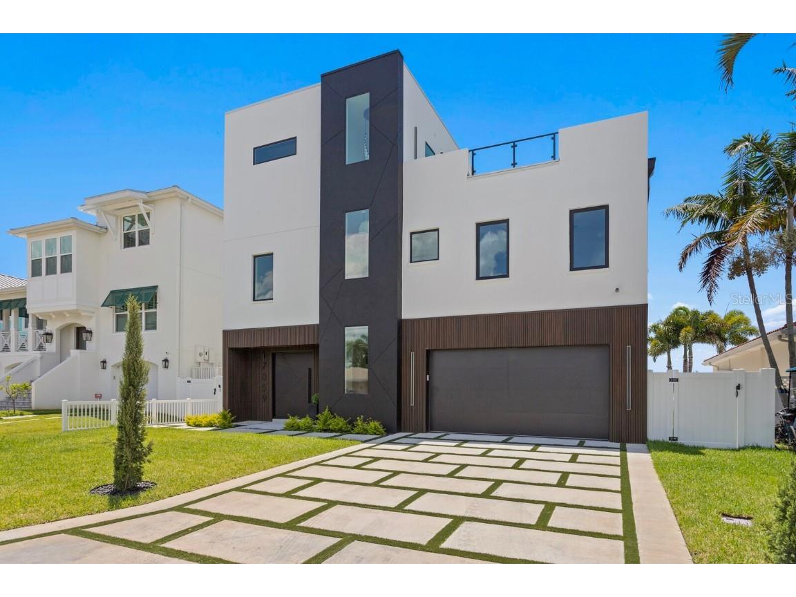 17059 Dolphin Drive North Redington Beach FL 33708 TB8337636 image1