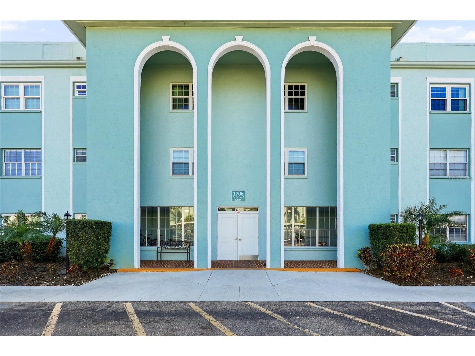 1706 Belleair Forest Drive #128 Belleair FL 33756 TB8473980 image1