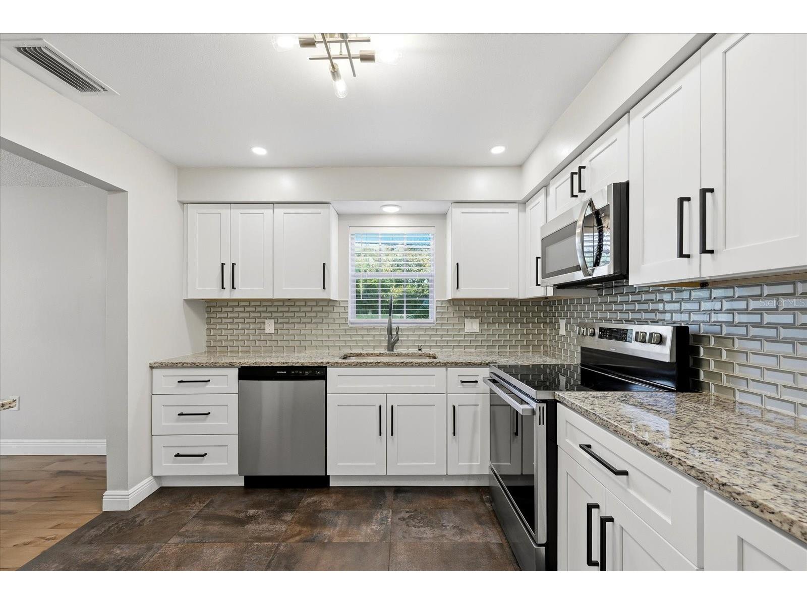 1706 Belleair Forest Drive #128 Belleair FL 33756 TB8473980 image3