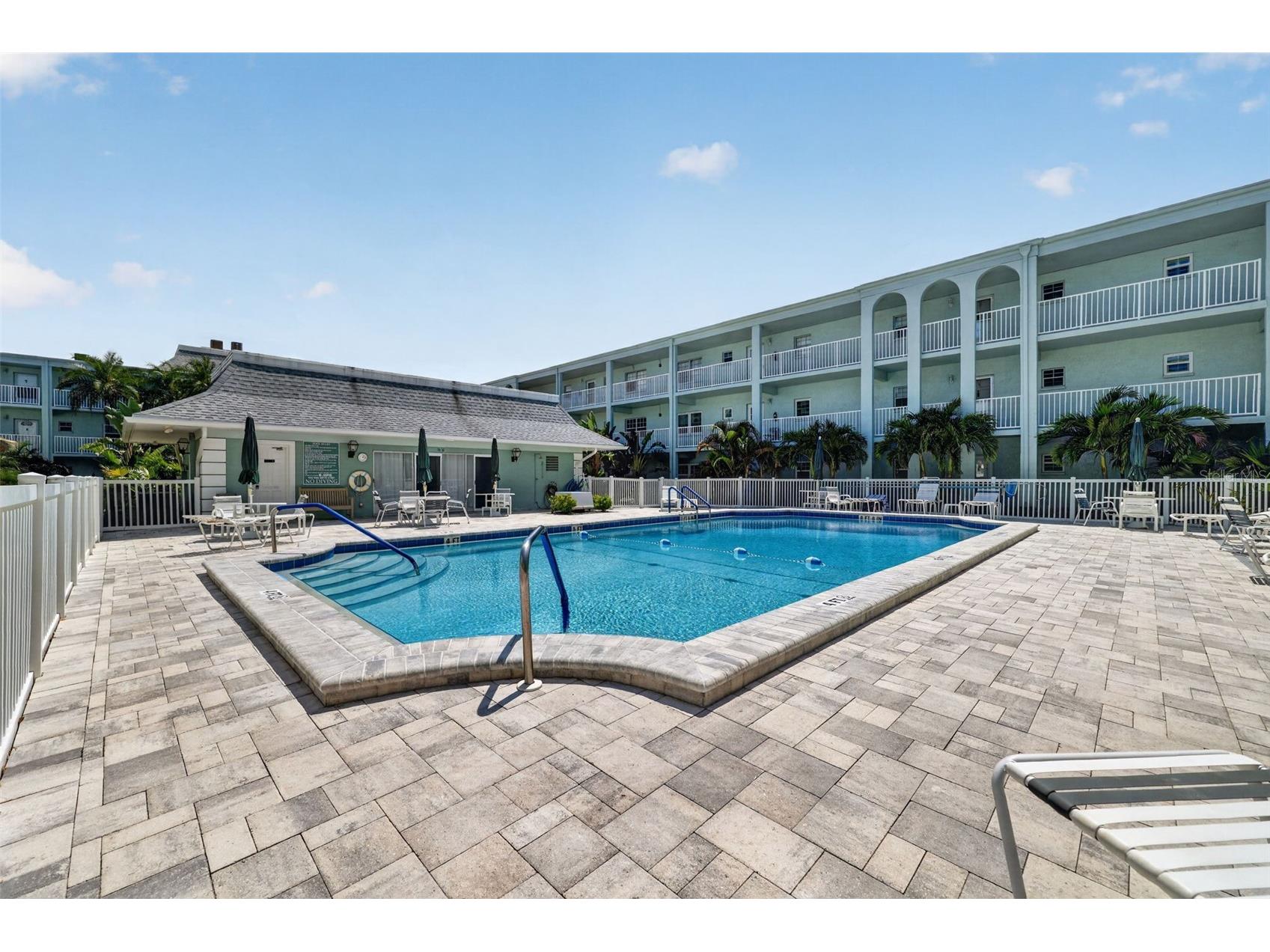 1706 Belleair Forest Drive #220 Belleair FL 33756 TB8508426 image19