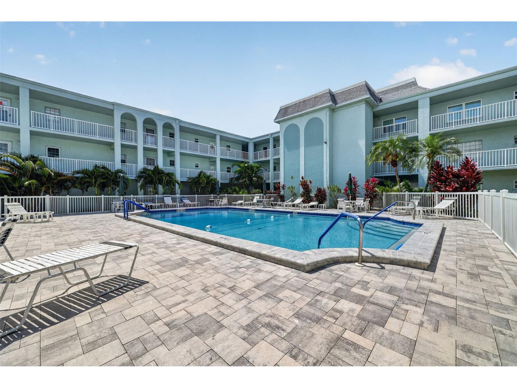1706 Belleair Forest Drive #220 Belleair FL 33756 TB8508426 image20