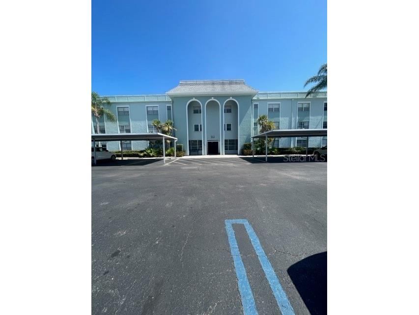 1706 Belleair Forest Drive #222 Belleair FL 33756 U8200746 image1