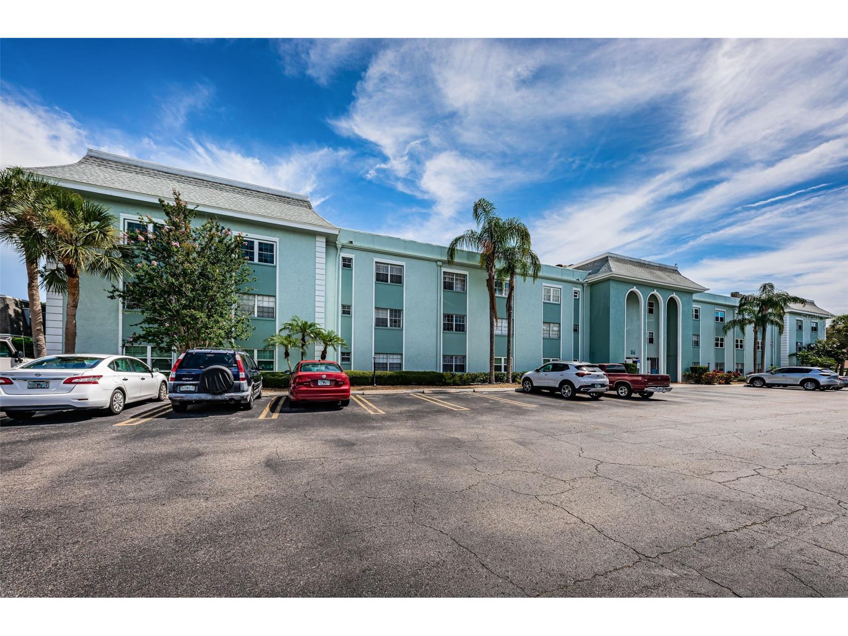 1706 Belleair Forest Drive #322 Belleair FL 33756 TB8462260 image1