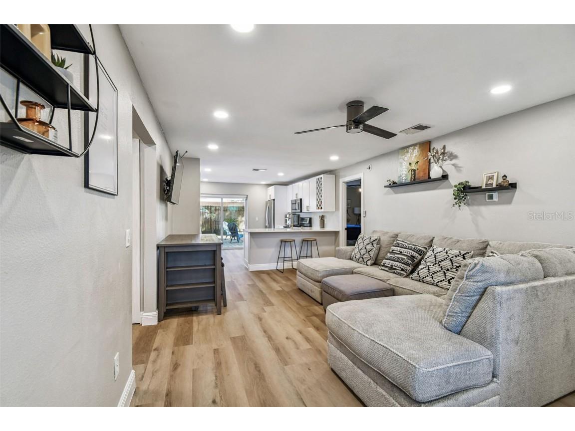 1706 E Chelsea Street Tampa FL 33610 TB8443475 image2