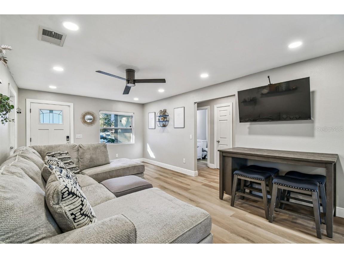 1706 E Chelsea Street Tampa FL 33610 TB8443475 image3