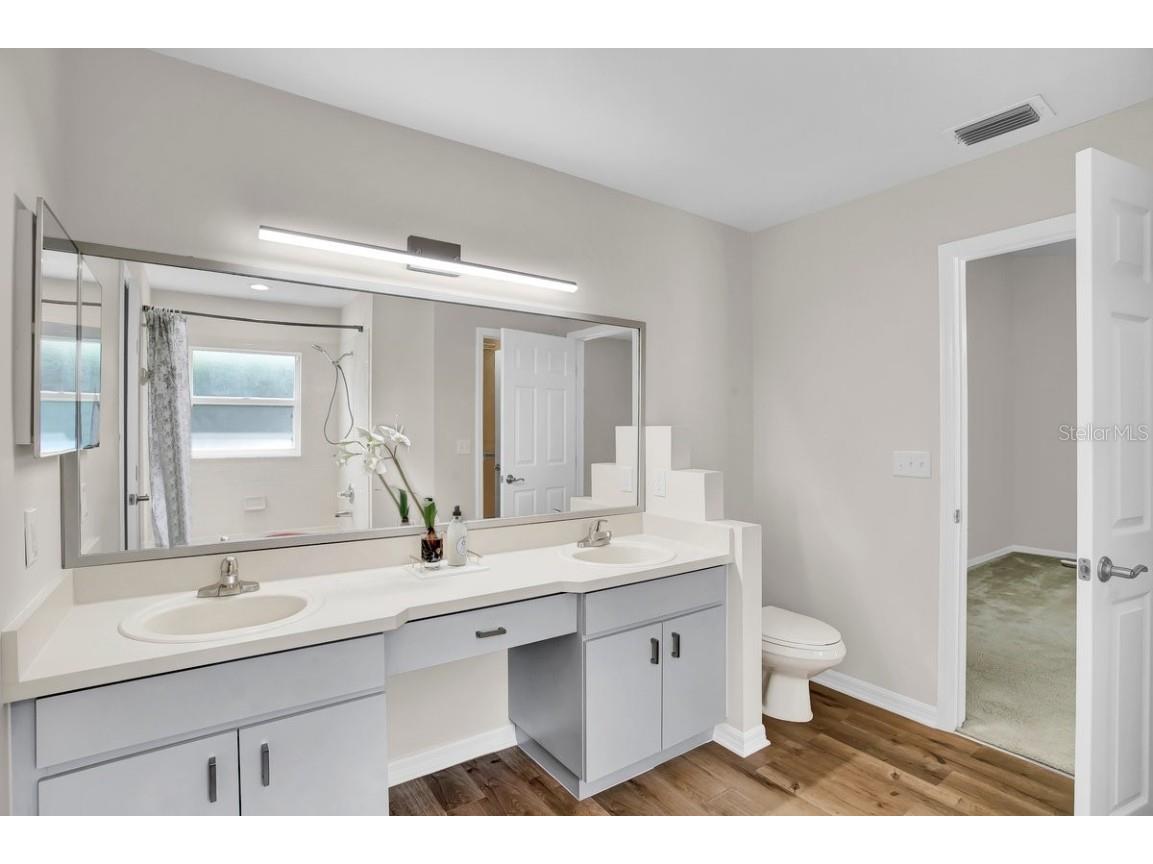 1706 Erin Brooke Drive Valrico FL 33594 TB8400892 image14