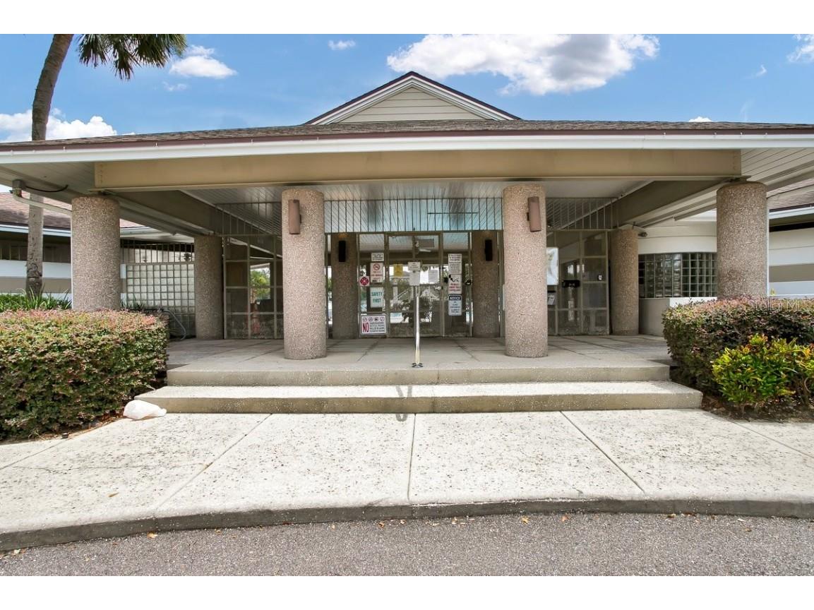 1706 Erin Brooke Drive Valrico FL 33594 TB8400892 image33