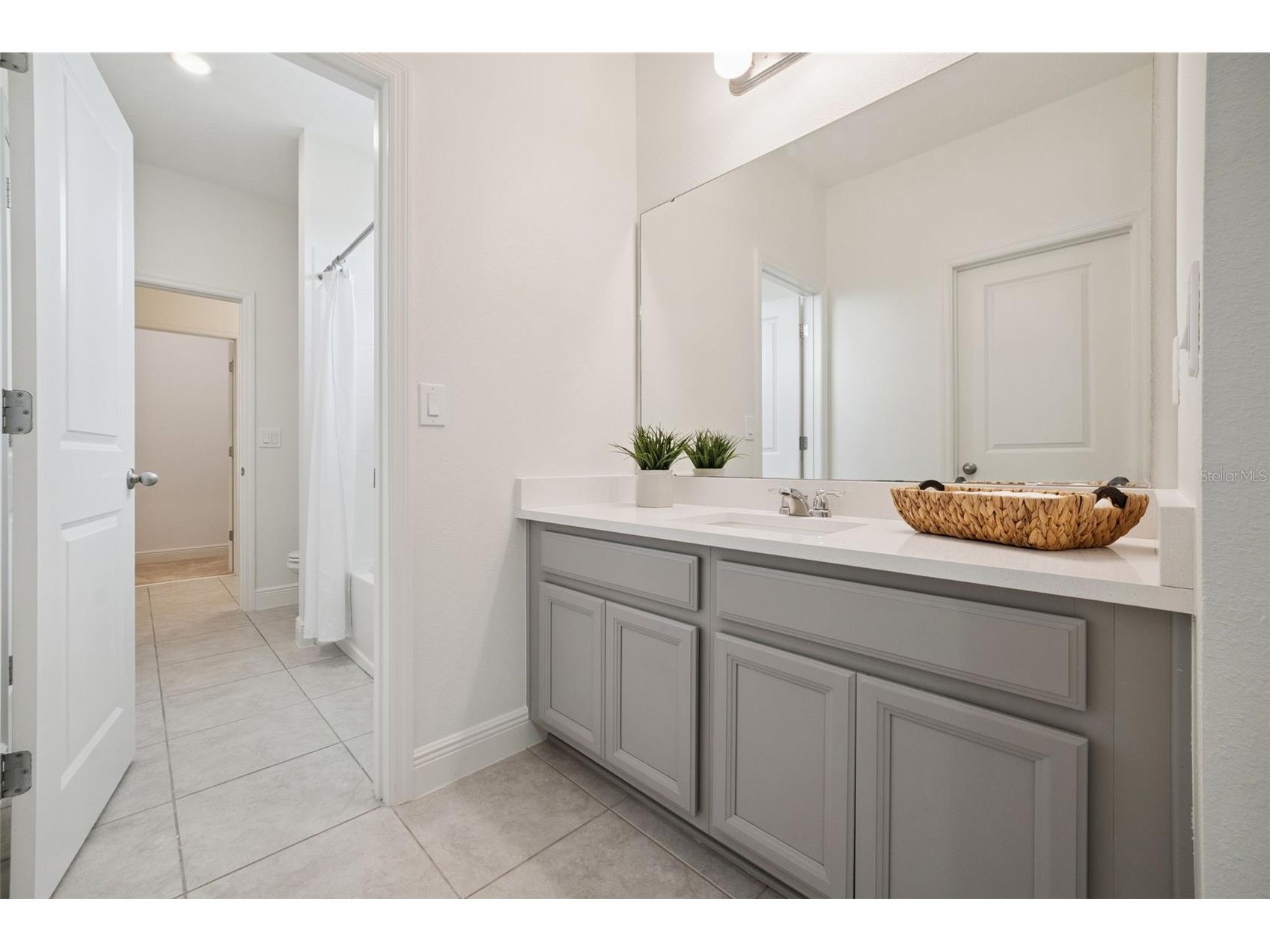 1706 Holcomb Creek Street Winter Garden FL 34787 O6416109 image40