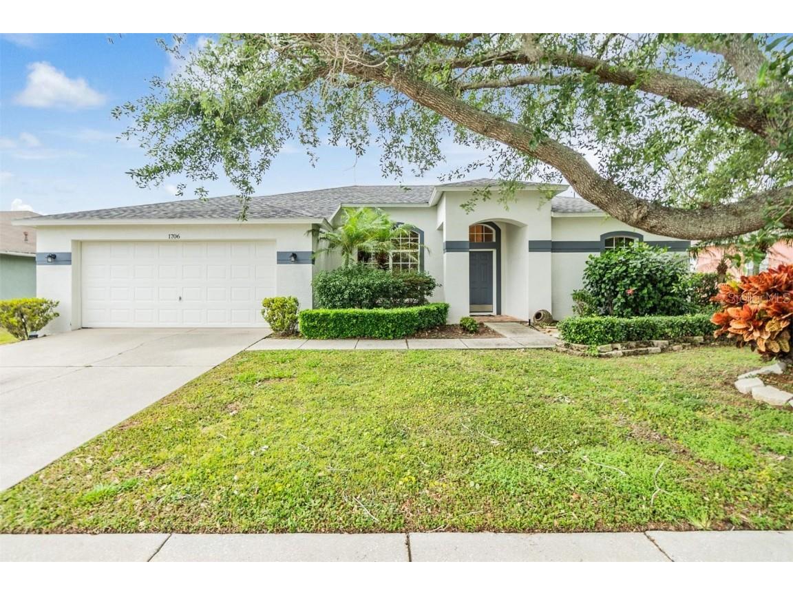 1706 Honey Ridge Place Valrico FL 33594 T3518709 image1