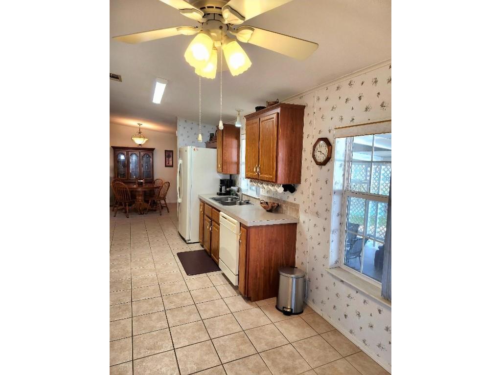 1706 Iowa Avenue Bradenton FL 34207 - SARASOTA BAY A4667730 image19