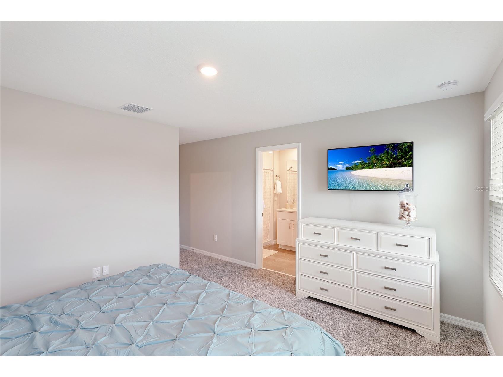 17063 Coral Key Drive Nokomis FL 34275 A4658783 image16