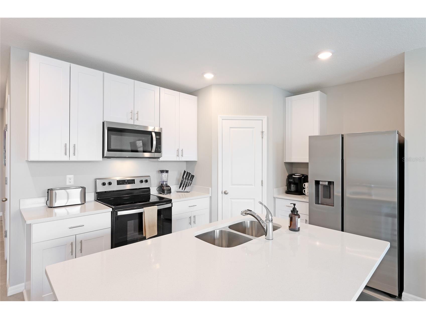 17063 Coral Key Drive Nokomis FL 34275 A4658783 image4