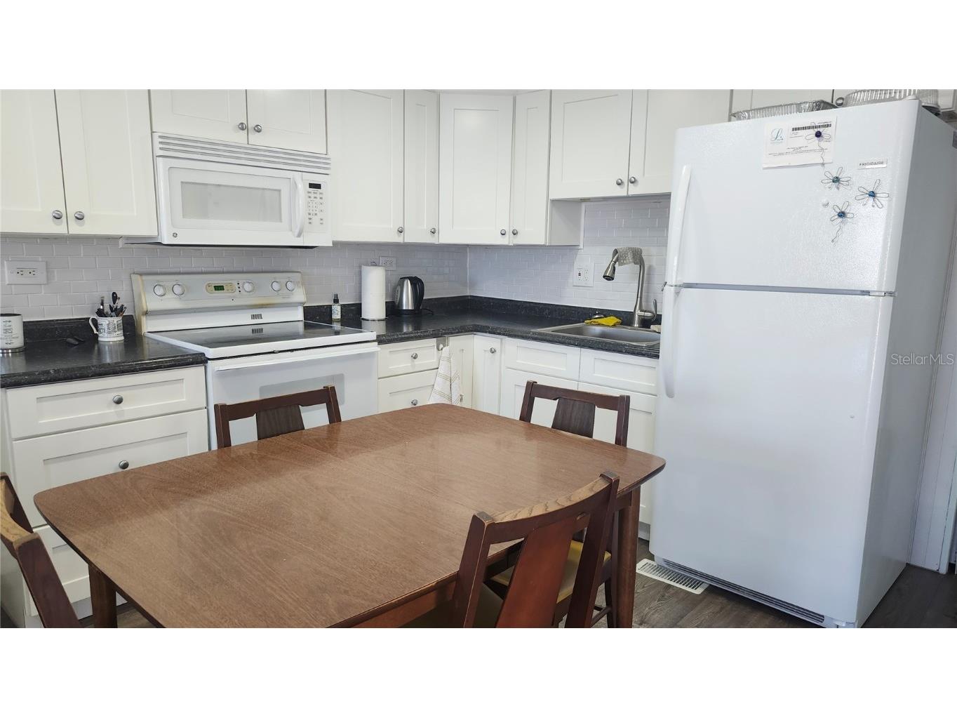 1707 28th Avenue Drive W Bradenton FL 34205 A4672324 image4