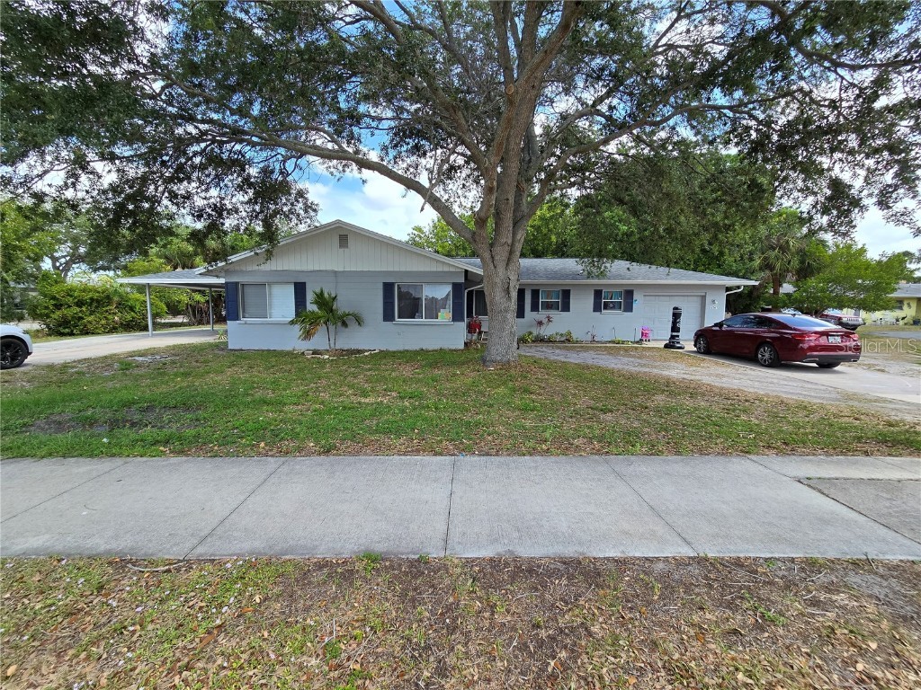 1707 57th Avenue W Bradenton FL 34207 A4608767 image1