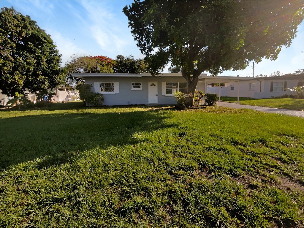 1707 58th Avenue Drive W Bradenton FL 34207 O6212294 image1