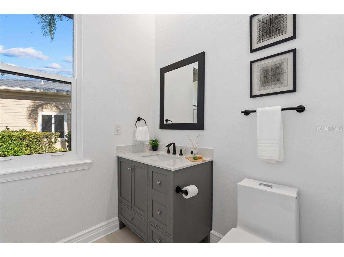 1707 Caribbean Drive Sarasota FL 34231 A4664166 image13