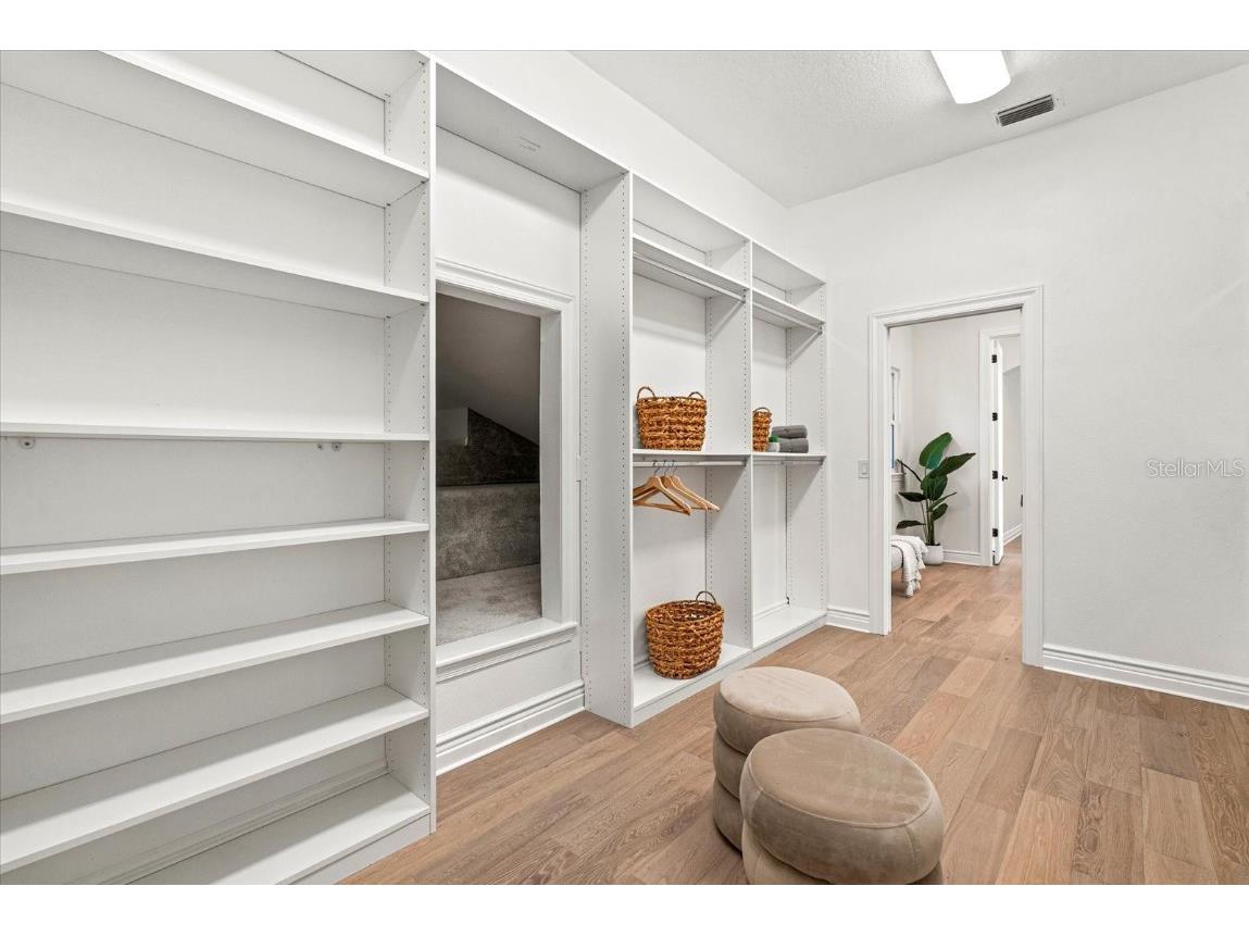 1707 Caribbean Drive Sarasota FL 34231 A4664166 image37