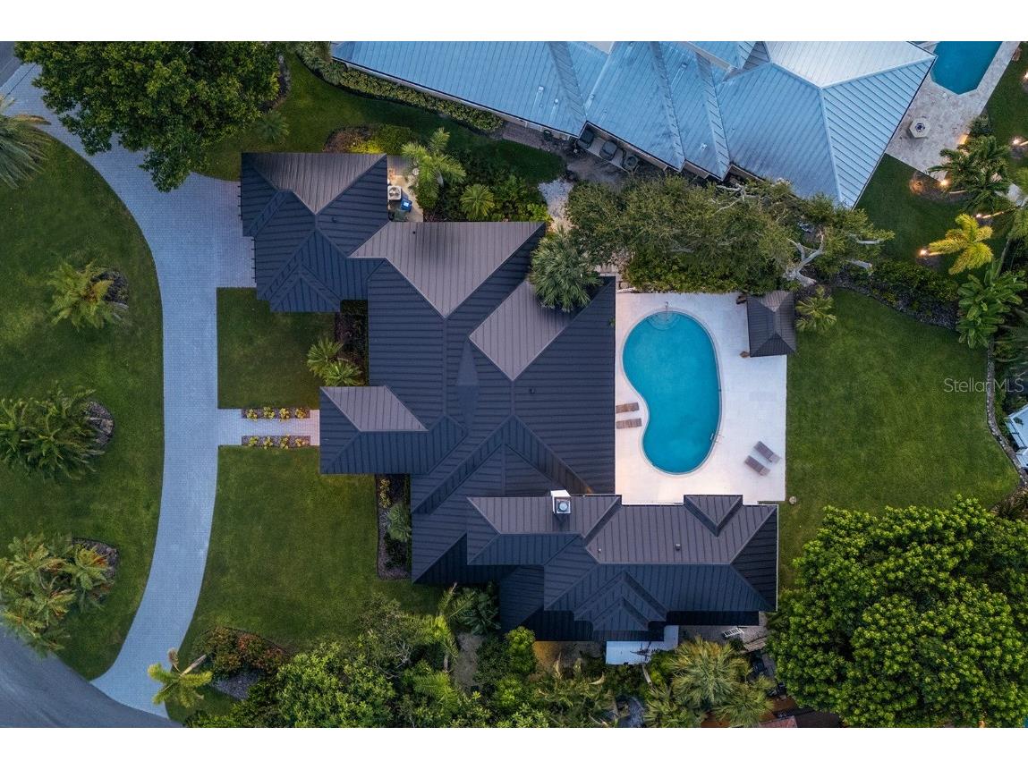 1707 Caribbean Drive Sarasota FL 34231 A4664166 image56