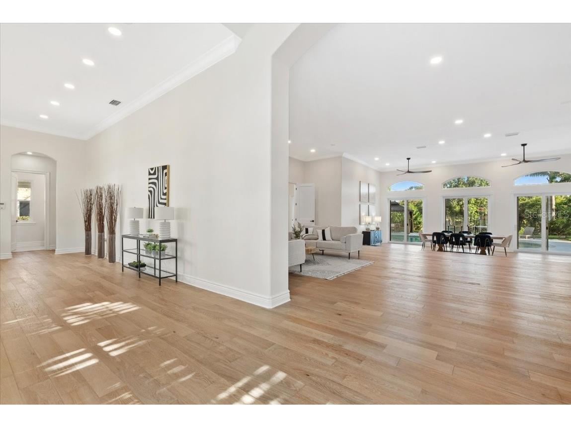 1707 Caribbean Drive Sarasota FL 34231 A4664166 image7