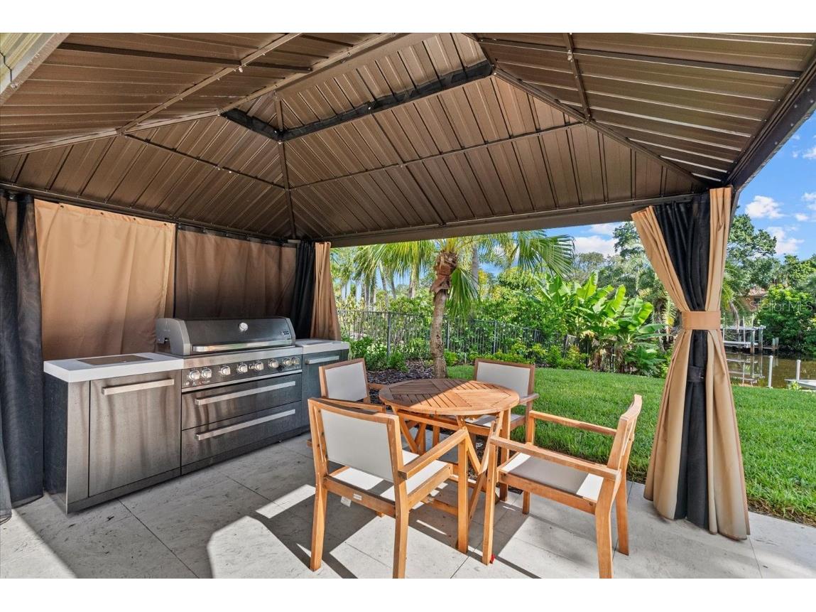 1707 Caribbean Drive Sarasota FL 34231 A4672611 image40