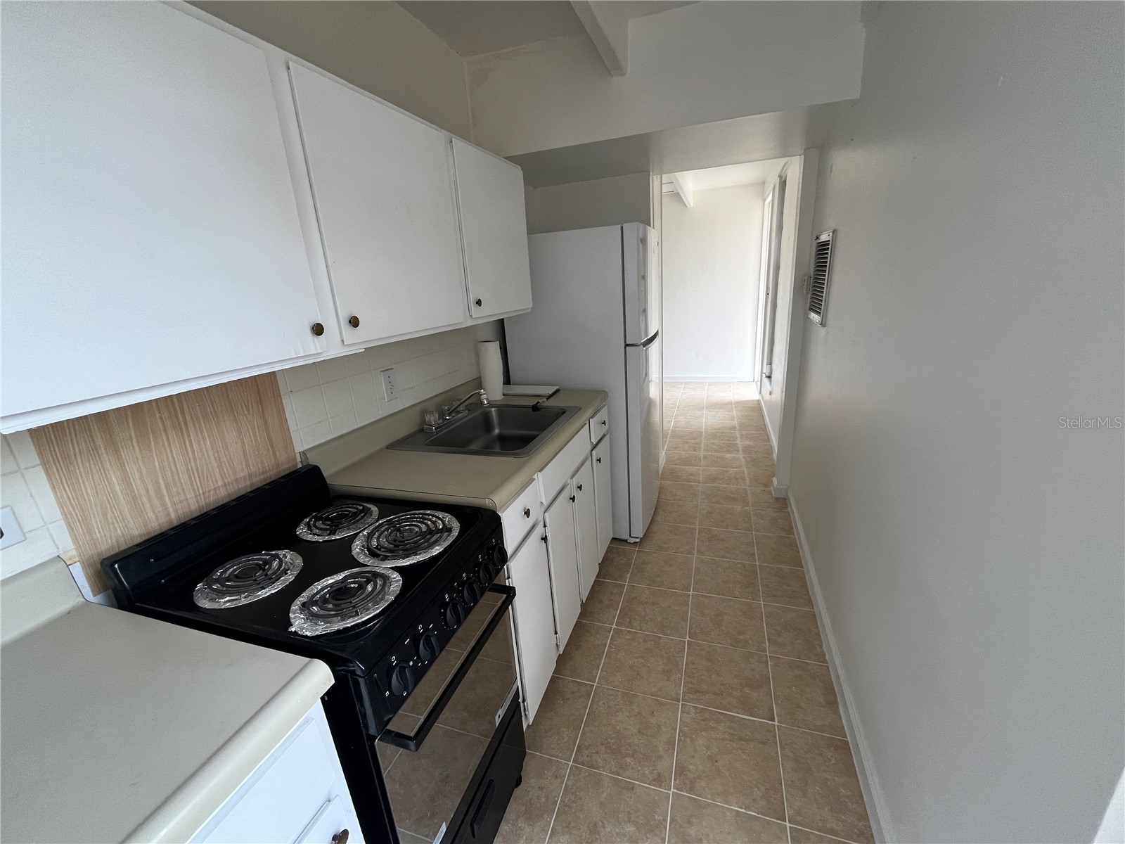1707 Club Circle #1707 Lakeshore FL 33854 P4938245 image4